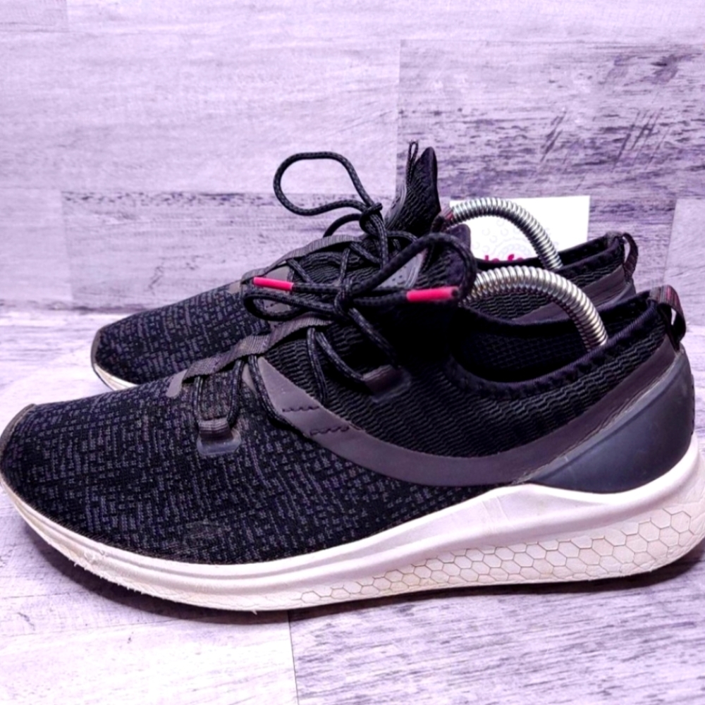 New Balance Fresh Foam LAZR Sport Running Sneaker Women's sz 10